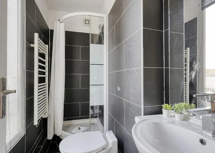 Ideal & Comfy Cocoon At The Luxury 16. *