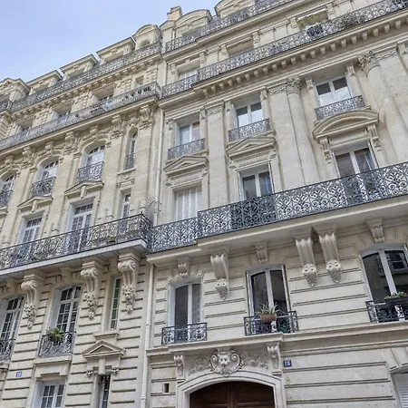 Ideal & Comfy Cocoon At The Luxury 16. Apartment *